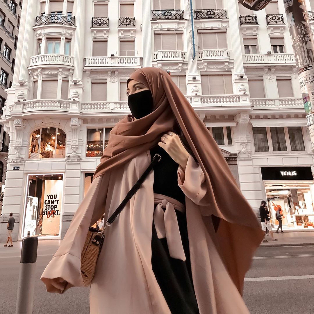 vetement femme arabe - Main Image